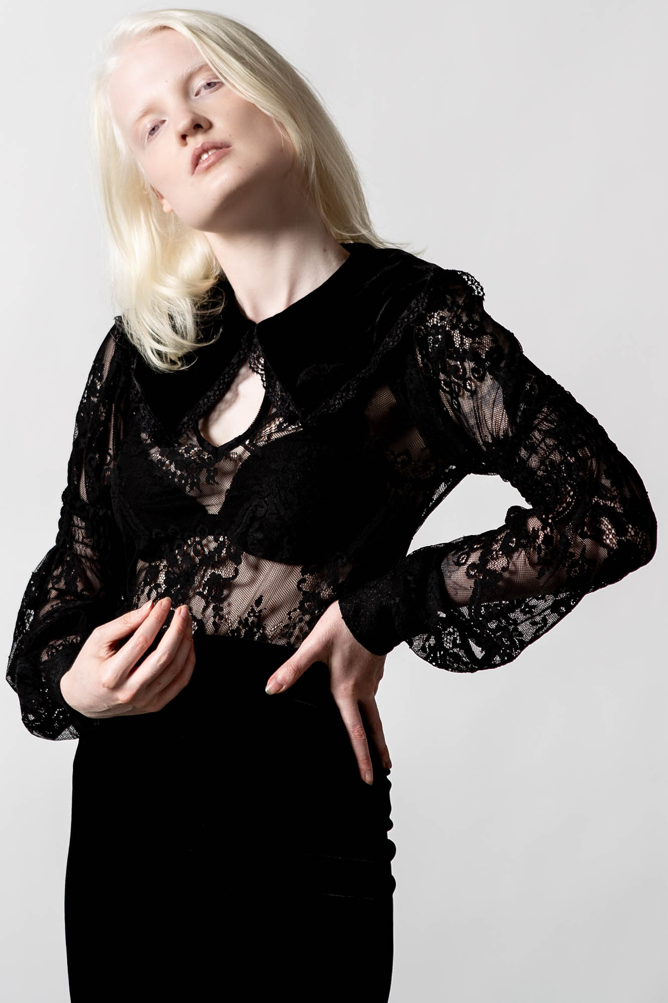 Killstar Bite Tonight Lace Long Sleeve Top with Velvet Collar