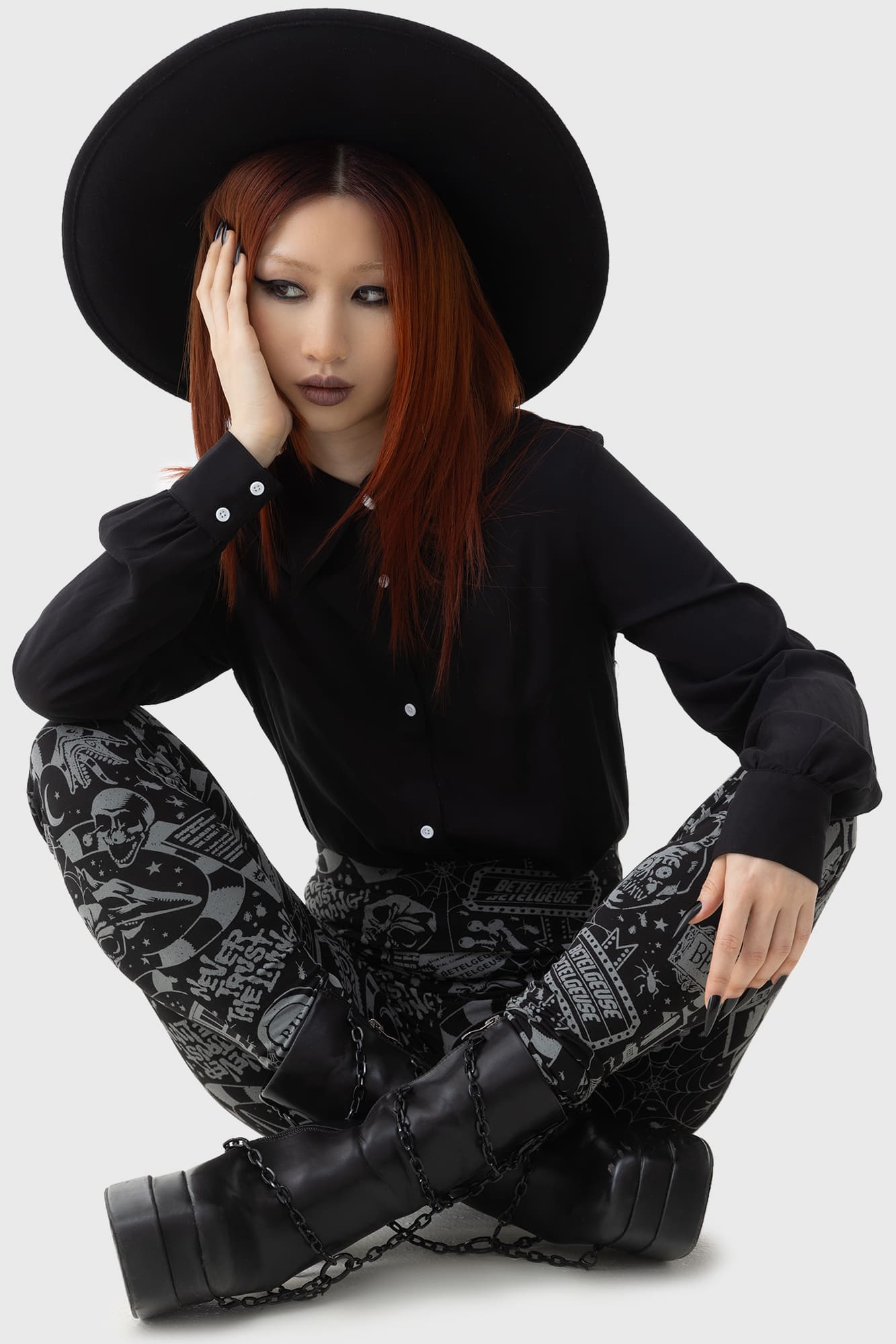 Beetlejuice Never Trust The Living Leggings - KILLSTAR Brand