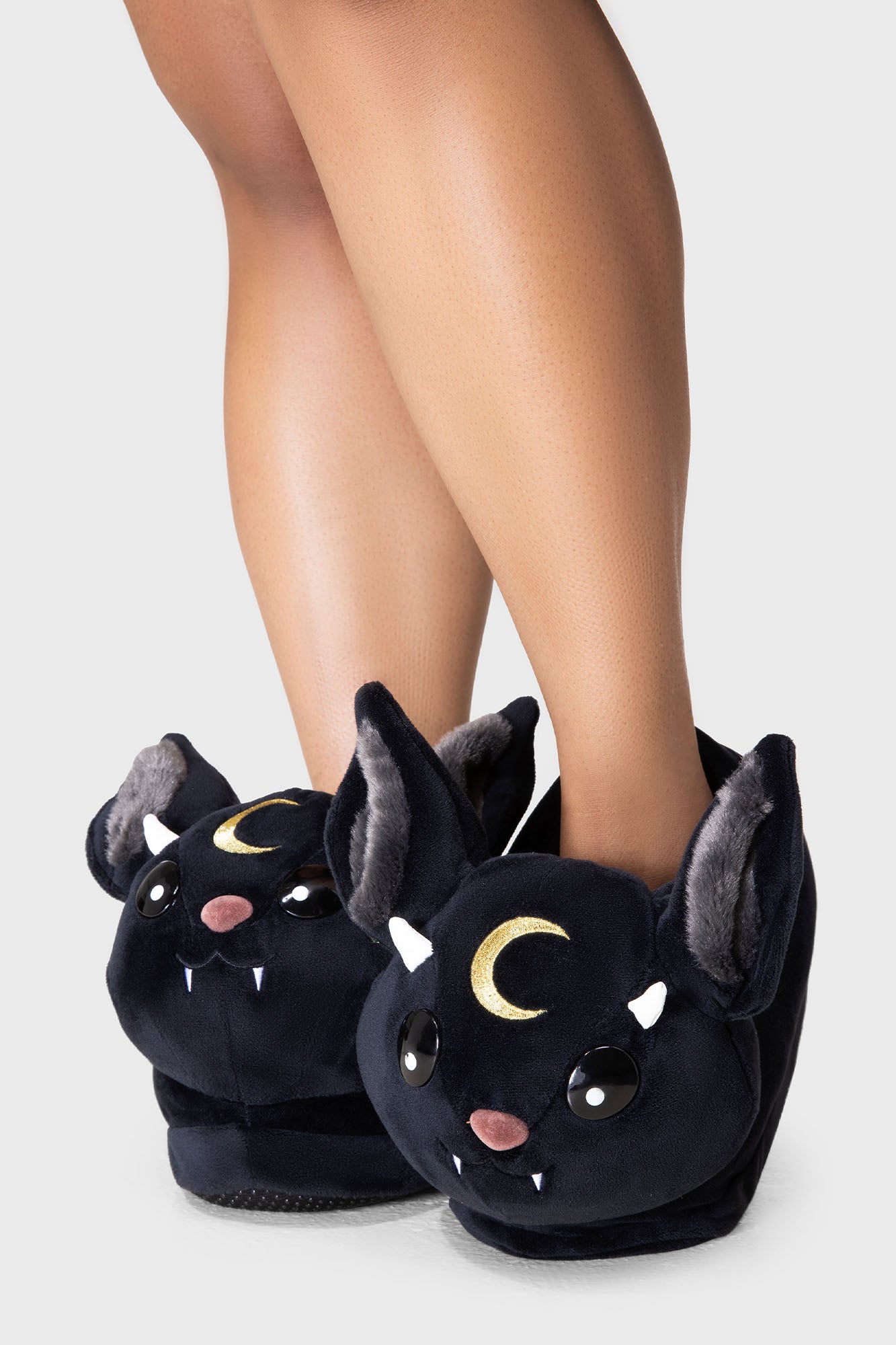 Vampir Faux Fur Slippers with 3D Ears & Horns – KREEPTURES